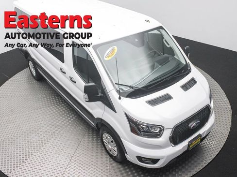 Used 2023 Ford Transit 350 XLT RWD image 3