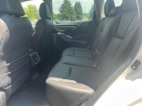 Used 2023 Subaru Forester Limited AWD/4WD image 15
