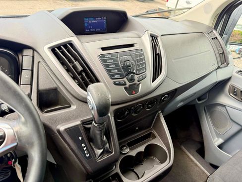 Used 2016 Ford Transit 350 XLT RWD image 22