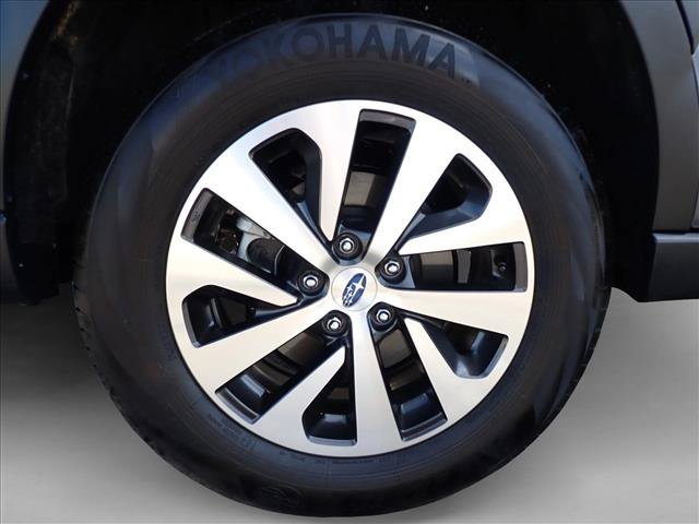 Used 2025 Subaru Outback Premium AWD/4WD image 7