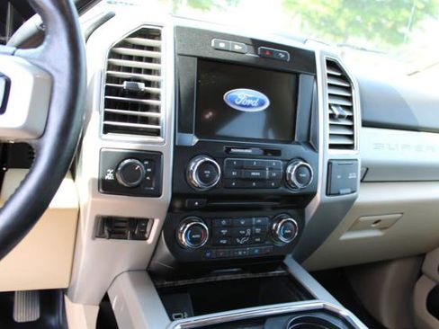 Used 2017 Ford F250 Lariat w/ Lariat Ultimate Package image 22