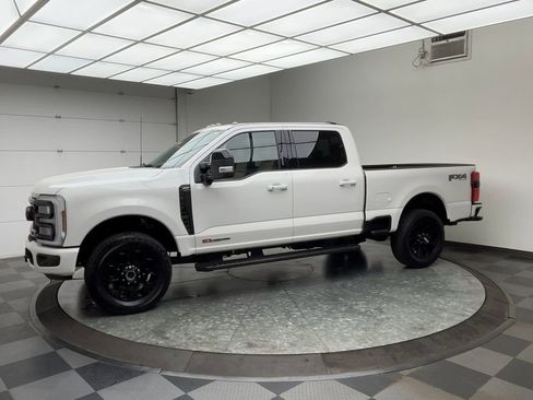 Certified 2026 Ford F250 Lariat w/ Black Appearance Package AWD/4WD image 41