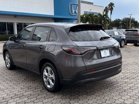 Used 2025 Honda HR-V LX image 10
