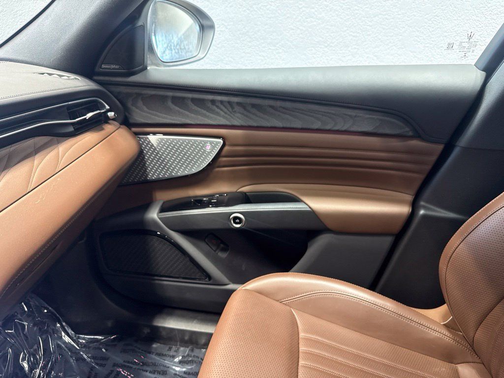 Used 2023 Maserati Grecale GT AWD/4WD image 22