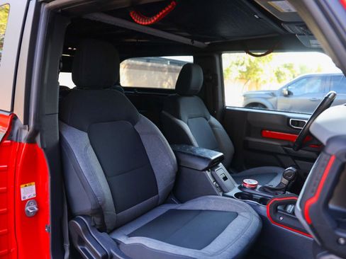Used 2022 Ford Bronco 2-Door w/ Sasquatch Package image 44