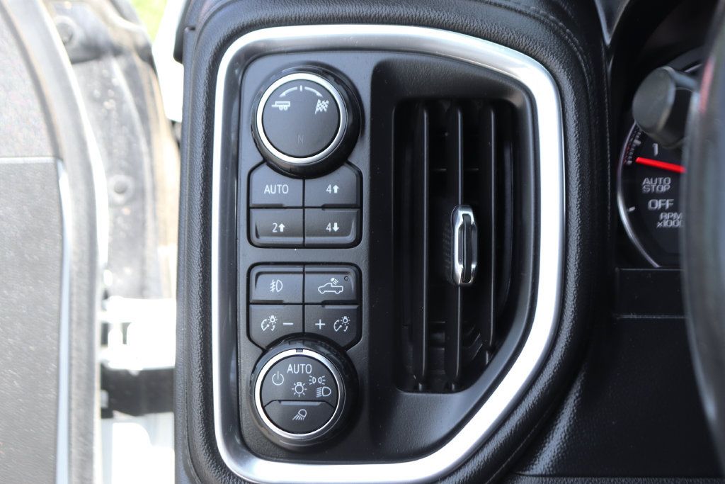 Used 2019 Chevrolet Silverado 1500 LTZ AWD/4WD image 19