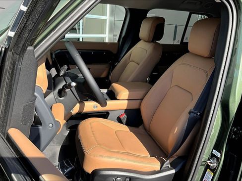 New 2026 Land Rover Defender 130 S AWD/4WD image 9