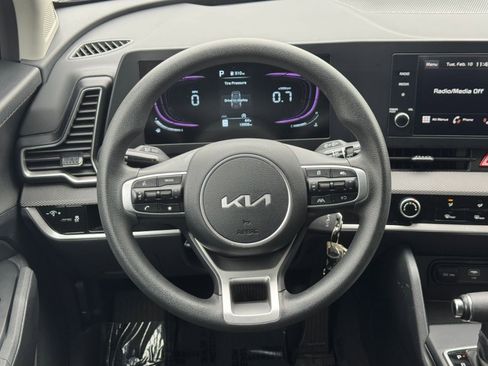 Used 2025 Kia Sportage LX image 27