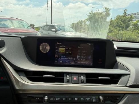 Used 2021 Lexus ES 350 w/ Premium Package FWD image 13