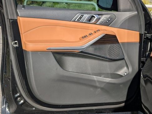 Certified 2023 BMW X5 xDrive45e w/ M Sport Package image 11