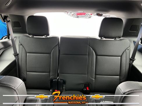 Used 2024 Chevrolet Tahoe LT w/ Luxury Package AWD/4WD image 10
