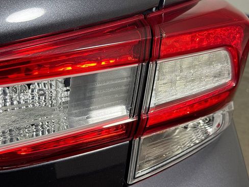 Used 2019 Subaru Crosstrek 2.0i Limited w/ Moonroof Package w/Navigation image 32