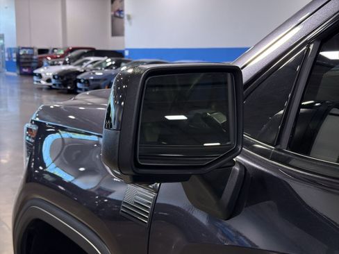 Used 2023 GMC Sierra 1500 AT4 w/ AT4 Premium Package AWD/4WD image 14