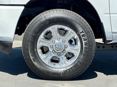 New 2026 RAM 2500 Big Horn AWD/4WD image 25