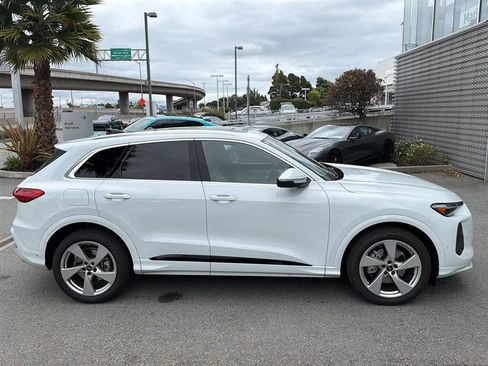 Used 2025 Audi Q5 Prestige AWD/4WD image 5