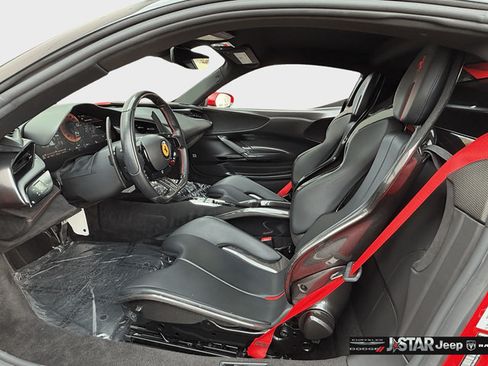 Used 2022 Ferrari SF90 Stradale AWD/4WD image 9