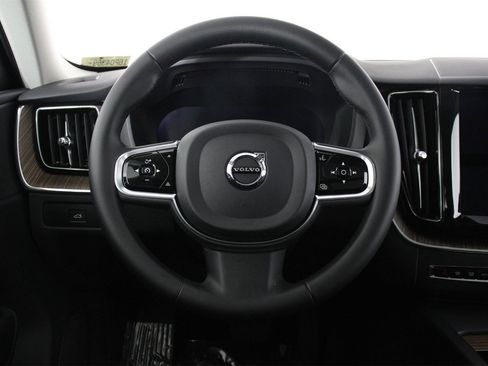 Certified 2023 Volvo XC60 B5 Plus w/ Protection Package Premier image 8