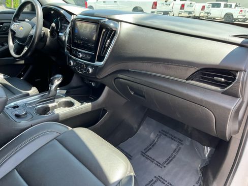 Used 2021 Chevrolet Traverse High Country AWD/4WD image 38