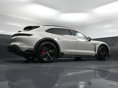 New 2026 Porsche Taycan 4S AWD/4WD image 28
