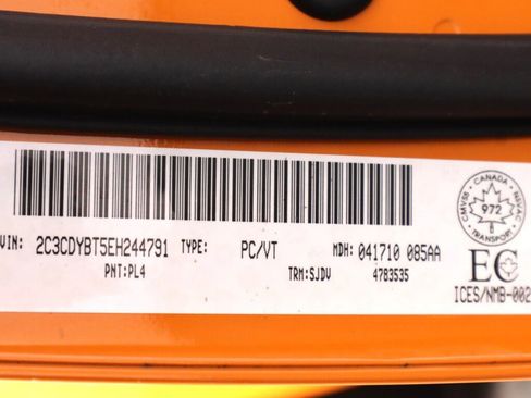 Used 2014 Dodge Challenger R/T w/ Premium Sound Group image 42