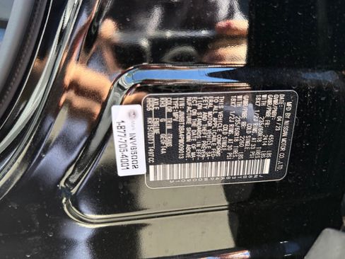 Used 2023 Nissan Rogue SV w/ SV Premium B Package image 25