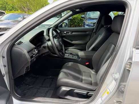 Used 2023 Honda Civic Sport image 11