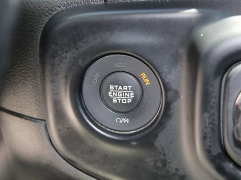 Used 2022 Jeep Gladiator Sport AWD/4WD image 27