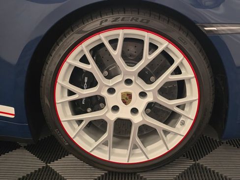 Used 2023 Porsche 911 Carrera GTS RWD image 29