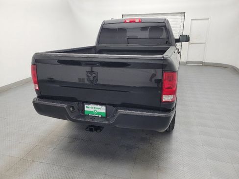 Used 2018 RAM 1500 Express w/ Black Ram 1500 Express Group RWD image 7