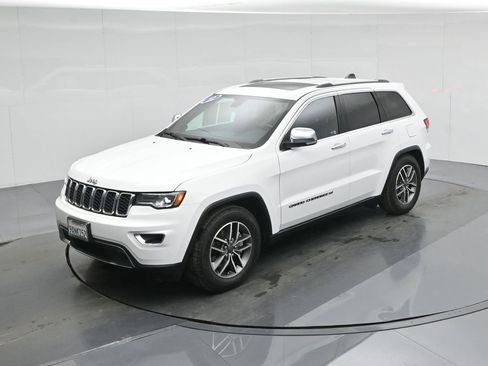 Used 2022 Jeep Grand Cherokee Limited w/ Tech Group image 40