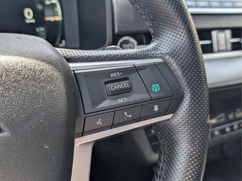 Used 2022 Mitsubishi Outlander SE image 43