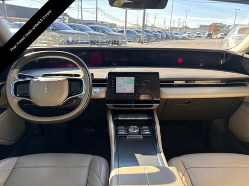Certified 2024 Lincoln Nautilus Premier w/ Equipment Group 102A image 17