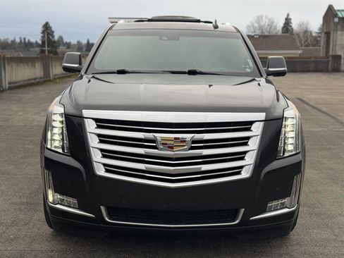 Used 2016 Cadillac Escalade ESV Platinum image 8