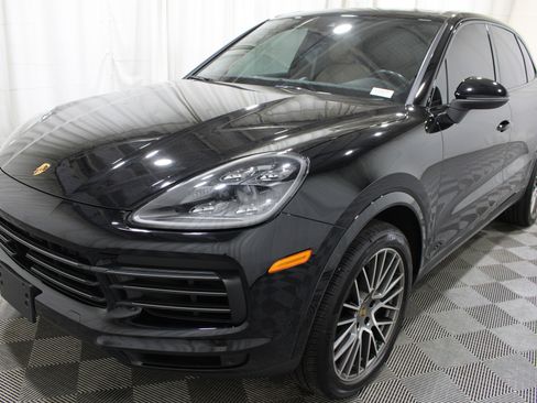 Used 2023 Porsche Cayenne Platinum Edition AWD/4WD image 34