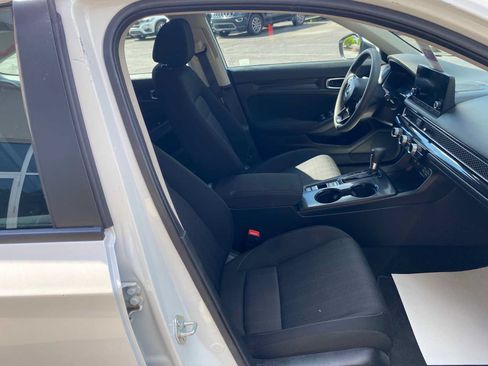 Used 2022 Honda Civic LX image 24