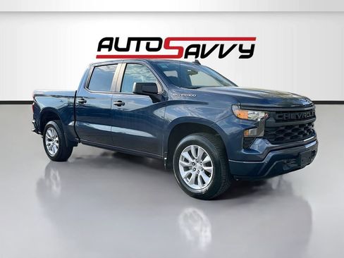 Used 2022 Chevrolet Silverado 1500 Custom AWD/4WD image 1