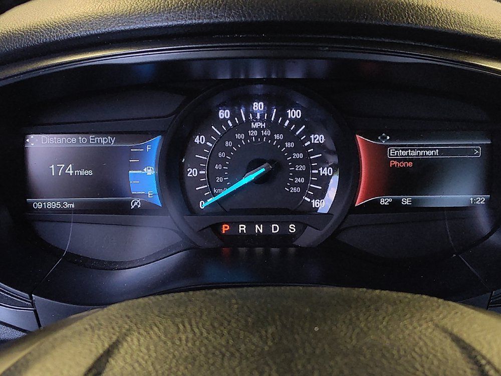 Used 2018 Ford Fusion SE w/ Equipment Group 201A FWD image 23