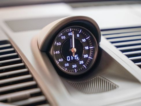 Used 2024 Porsche 911 Carrera 4 GTS image 24