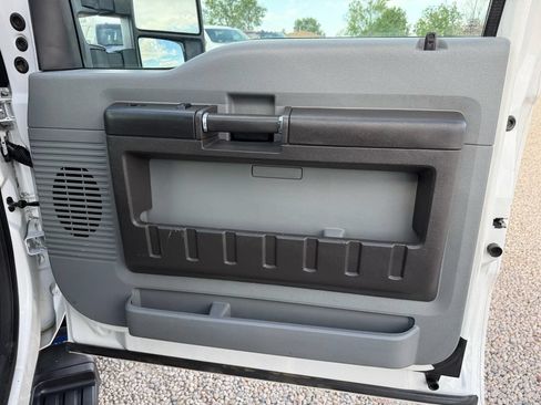 Used 2014 Ford F350 XL w/ Power Equipment Group AWD/4WD image 13