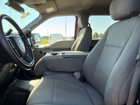 Used 2020 Ford F150 XLT w/ Equipment Group 302A Luxury AWD/4WD image 17