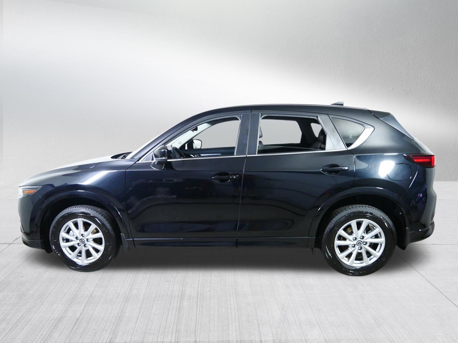 Used 2024 MAZDA CX-5 AWD 2.5 S w/ Select Package image 4