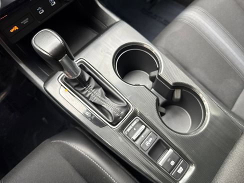 Used 2025 Honda Civic Sport image 68