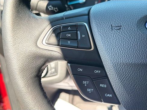 Used 2019 Ford Escape SEL AWD/4WD image 12