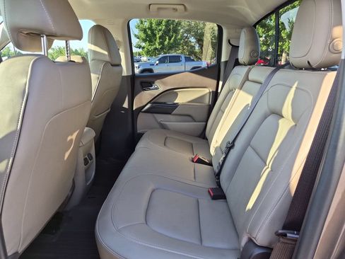 Used 2016 GMC Canyon SLT w/ Driver Alert Package AWD/4WD image 35