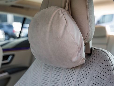 Certified 2022 Mercedes-Benz EQS 580 580 image 27