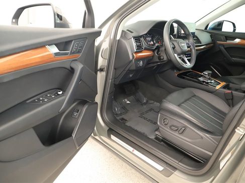 Certified 2023 Audi Q5 2.0T Premium w/ Convenience Package image 14