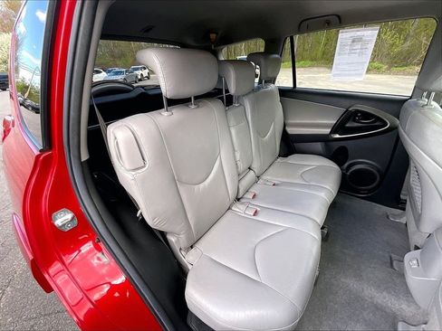 Used 2010 Toyota RAV4 Limited AWD/4WD image 18
