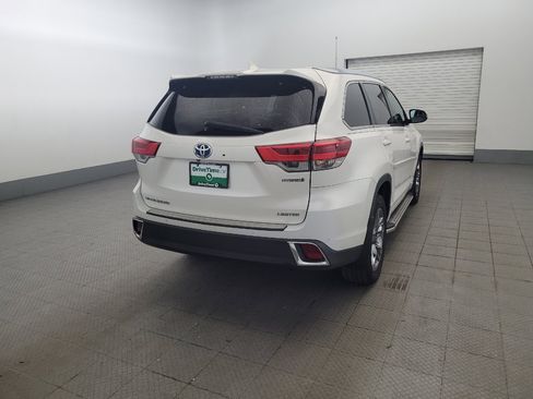 Used 2019 Toyota Highlander Limited Platinum AWD/4WD image 7
