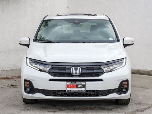New 2026 Honda Odyssey EX-L image 2