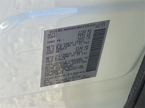 Certified 2023 INFINITI QX60 Luxe w/ Performance Audio Package image 32